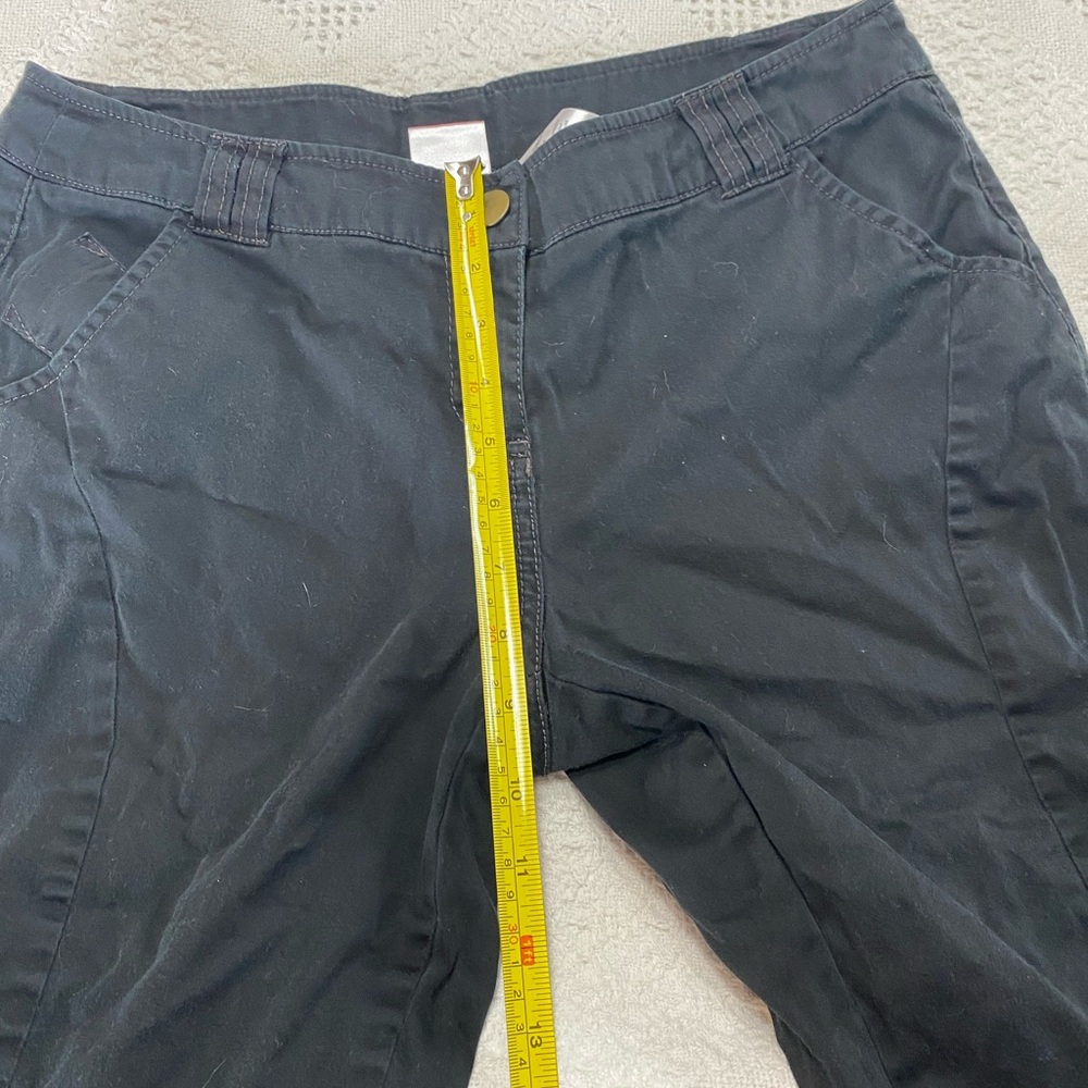 Y2K No Boundaries Capri Pants (9) - Picture 7 of 9